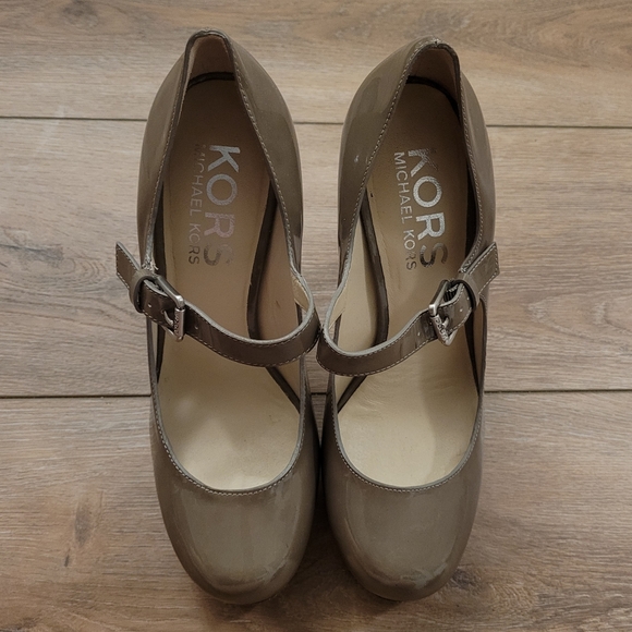 KORS by Michael Kors Taupe Patent Leather Heels - Picture 3 of 5